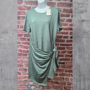 A New Day Green Wrap T-Shirt Dress Large Short Sleeve Mini Crew Neck Stretchy